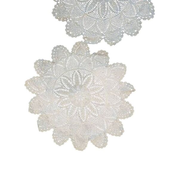 Doilys (2) Vintage White Cotton 10.5", handmade in 1930 - Picture 2 of 5